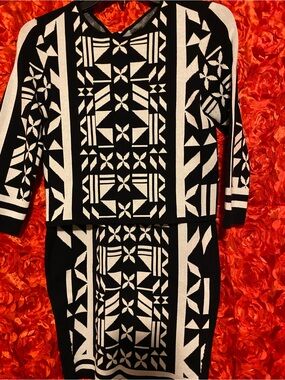 H&M Black and White Long Sleeve Geometric Knit Top & Skirt